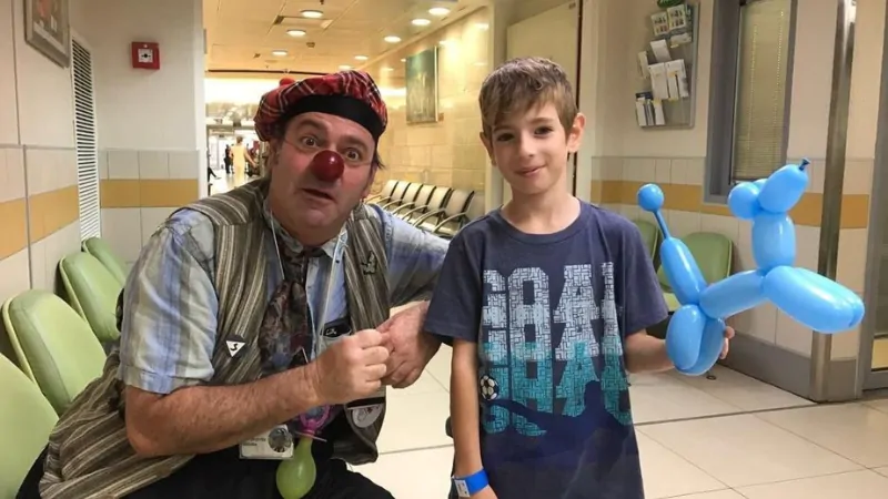 תמונה עבור לא רק מצחיק: ליצנות רפואית תורמת לאיכות השינה ולקיצור זמן אשפוזם של המטופלים